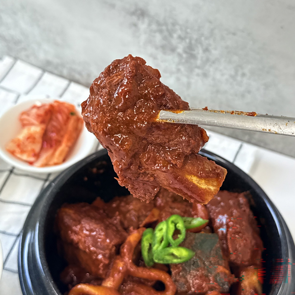 매운갈비찜 한돈 돼지갈비찜 700g - 상세 이미지 4