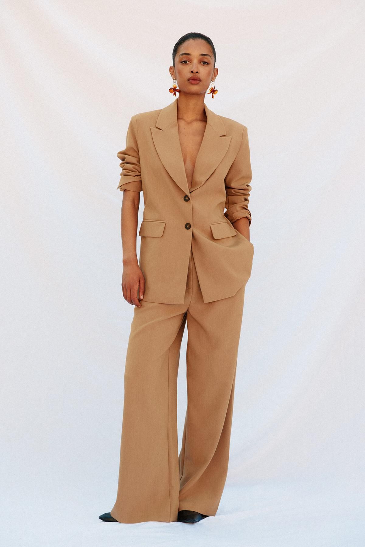 꼬르떼피엘 와이드핏 투핀턱 슬랙스 팬츠 6042938 ESTAMPADO MARRON - 상세 이미지 2