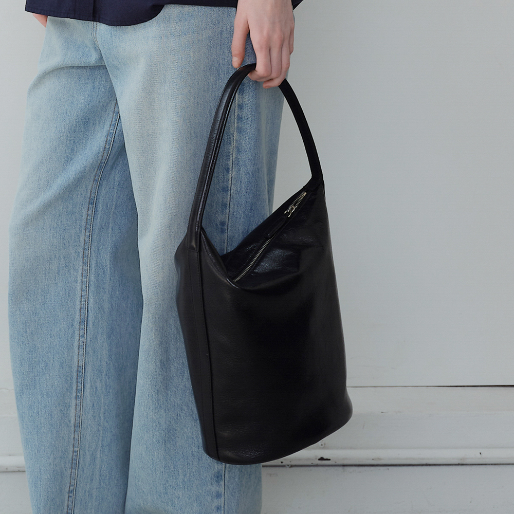 [블루브릭] Bucket leather bag (black) - 상품 이미지