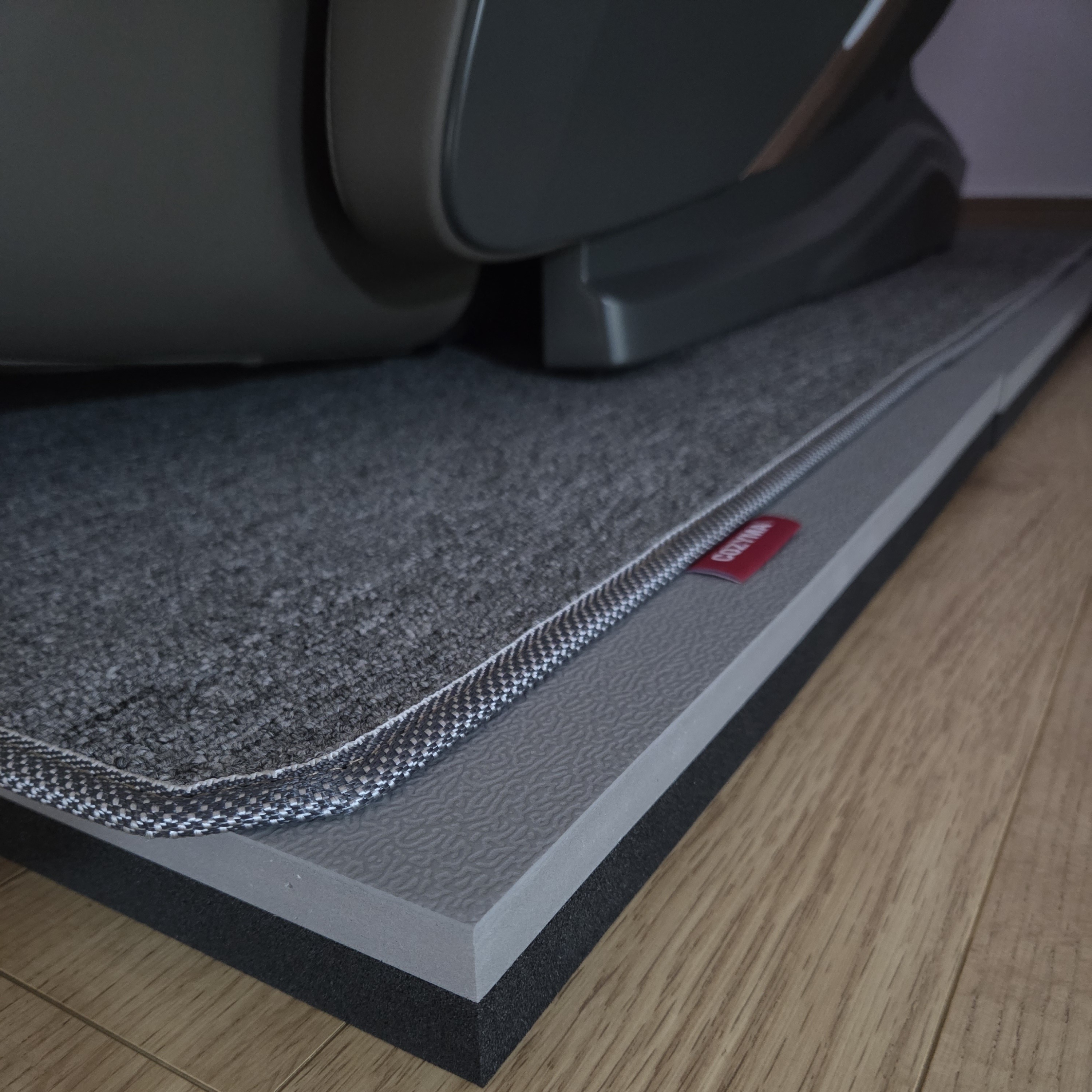 덕진스펀지 안마의자 실내자전거 매트 운동기구 충격흡수 층간진동 소음방지 런닝머신 방진 스탠다드 패드 상세 이미지 4