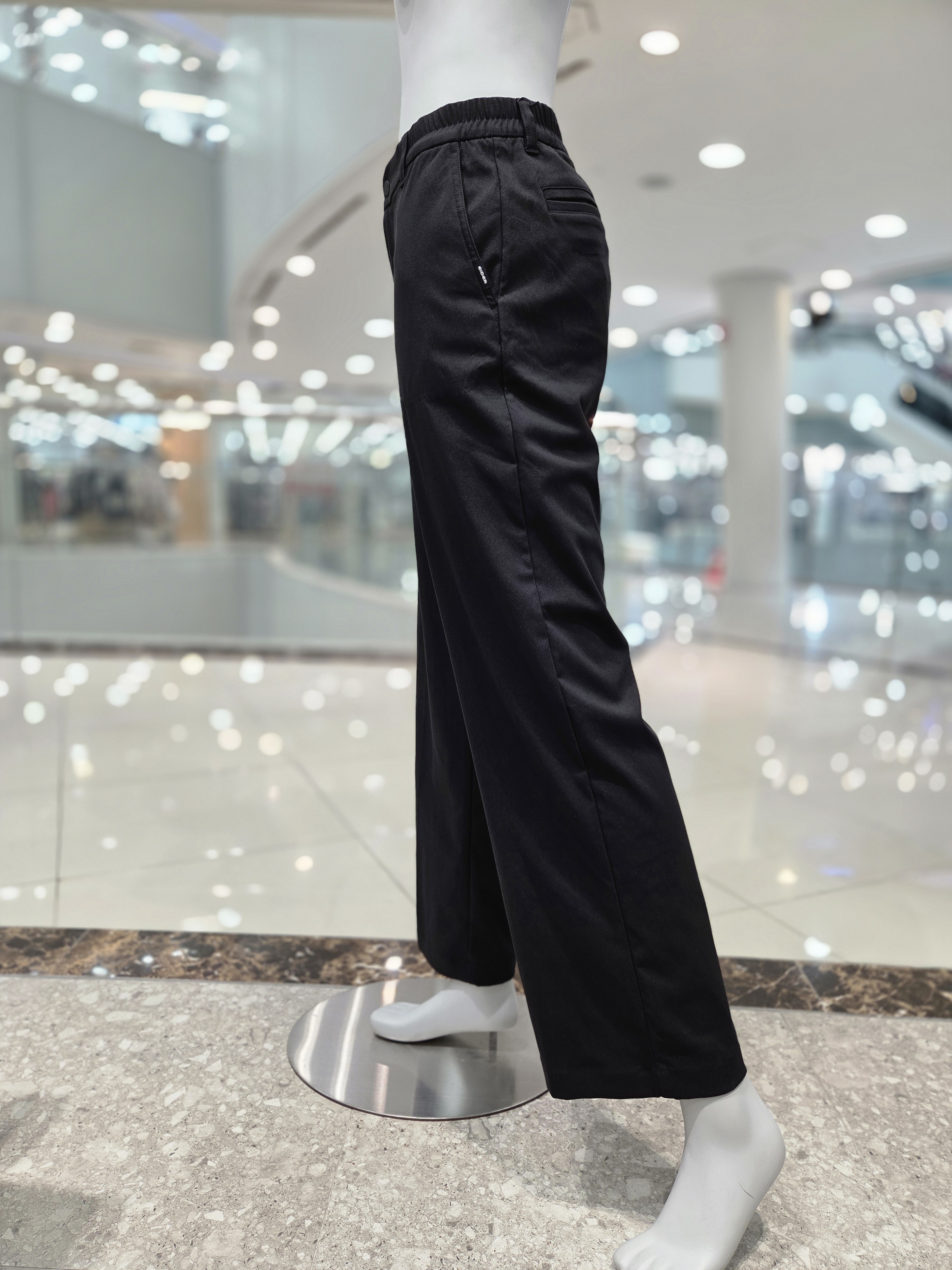 아이더 여성 세미 와이드 팬츠 나일론 스판 밴딩 여행 바지 WU24351 - 상세 이미지 4