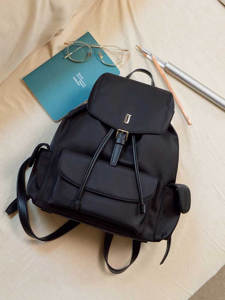 [N배송]제이에스티나 JOY MD포켓백팩 BK (JHNCHB5BF884BK260)