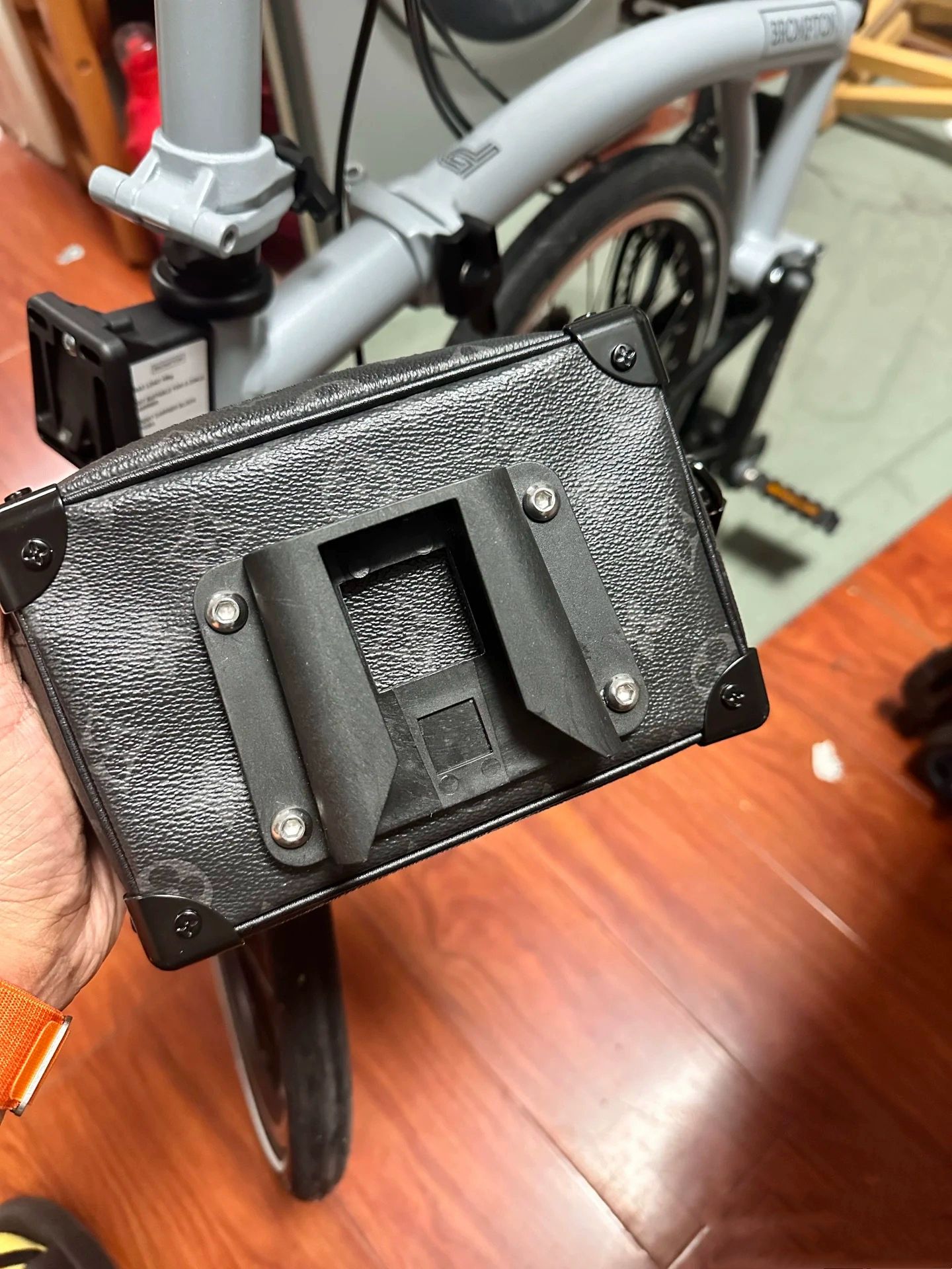 자전거 접이식 오토바이짐대 짐칸 확장 짐대 짐받이브라켓 블랙 커버 없음 10cmx8cm - 상세 이미지 3