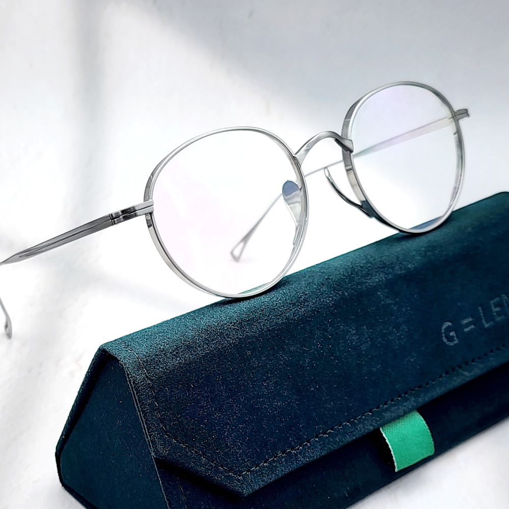 티타늄 안경테 긱시크 돋보기 코받침없는 블루라이트 안경 남자 여자 일본 명품
