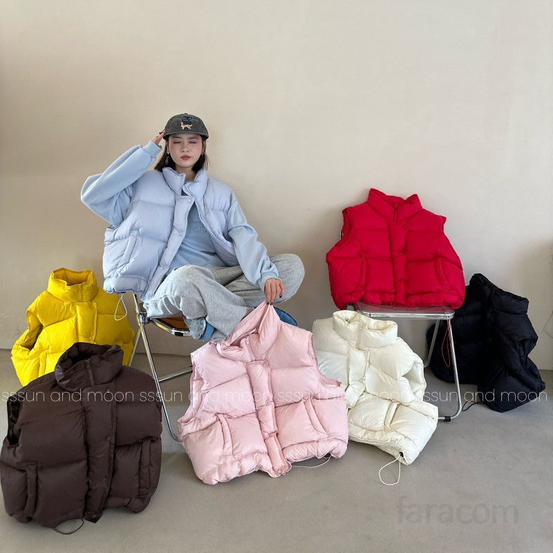 여성 캔디 컬러 숏 패딩 베스트 루즈핏 경량 아웃도어 조끼 스탠드 칼라 코튼 코트 스타일 트렌디한 데일리룩