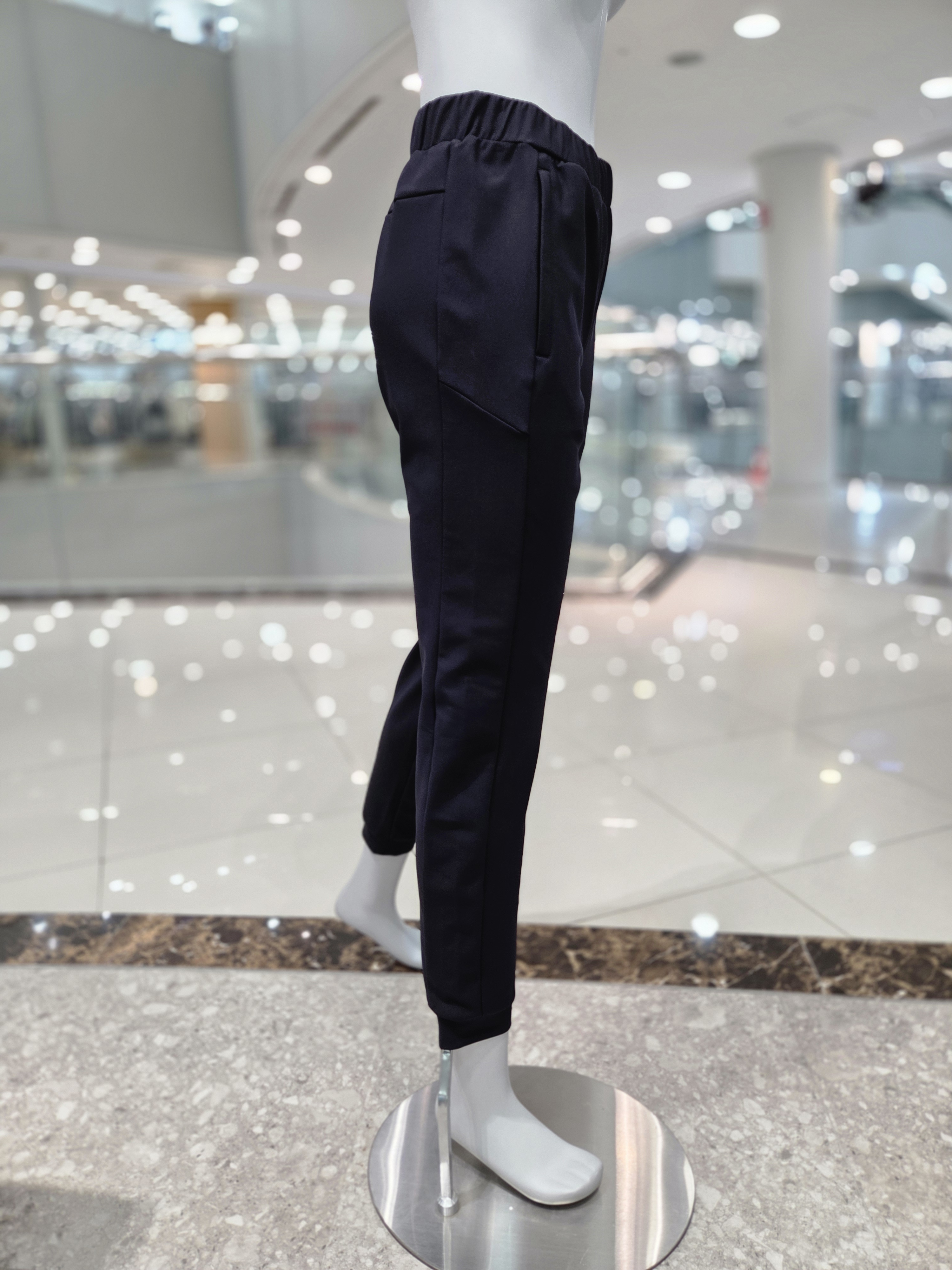 아이더 여성 트레이닝 팬츠 윈드라이징 가을용 조거 WU24304 - 상세 이미지 2