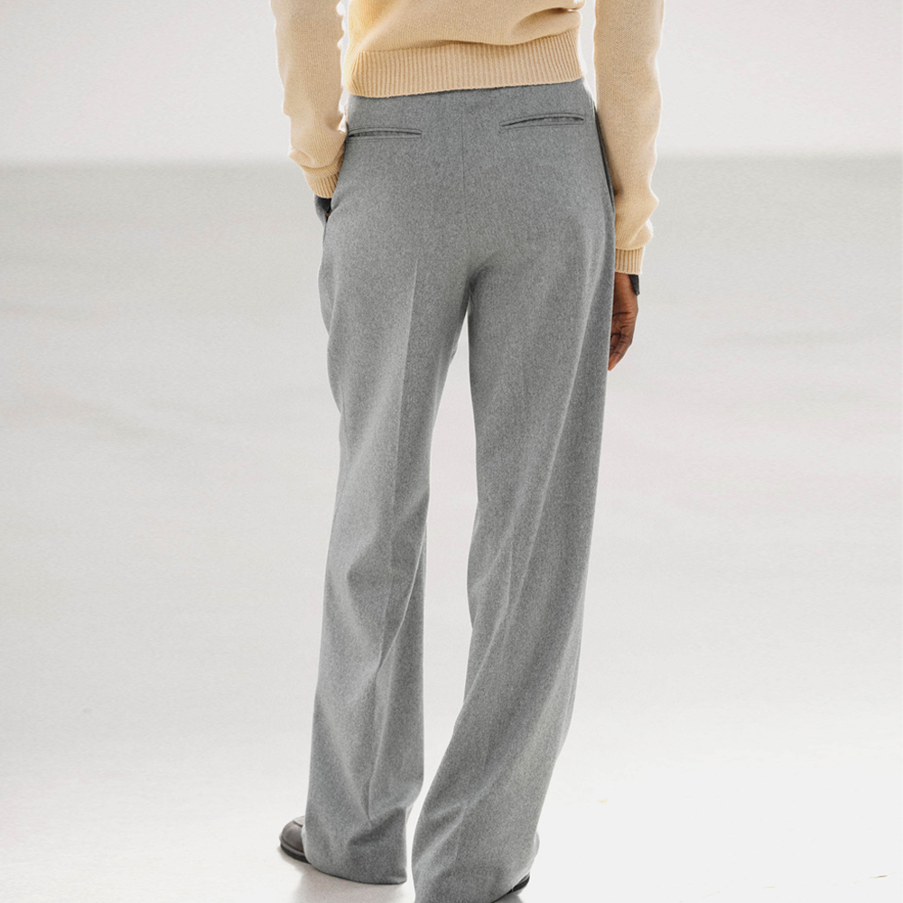 오라리 우먼즈 바지 CASHMERE MOLESKIN TWO-TUCK SLACKS 25FW - 상세 이미지 4
