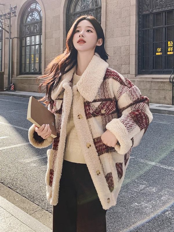 여성 램스울 롱코트 가을용 체크패턴 클래식한 영국풍 디자인 따뜻한 착용감 데일리 아우터 고급스러운 스타일 - 상세 이미지 2