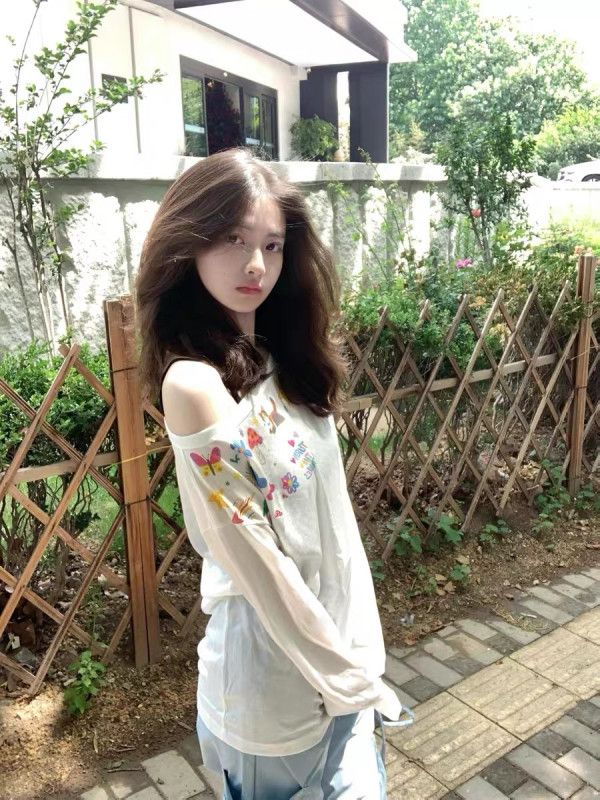 여성 대나무 코튼 긴팔 블라우스 여름 자외선 차단 오프숄더 스타일 루즈핏 통기성 좋은 시원한 착용감 데일리 캐주얼룩 - 상세 이미지 4