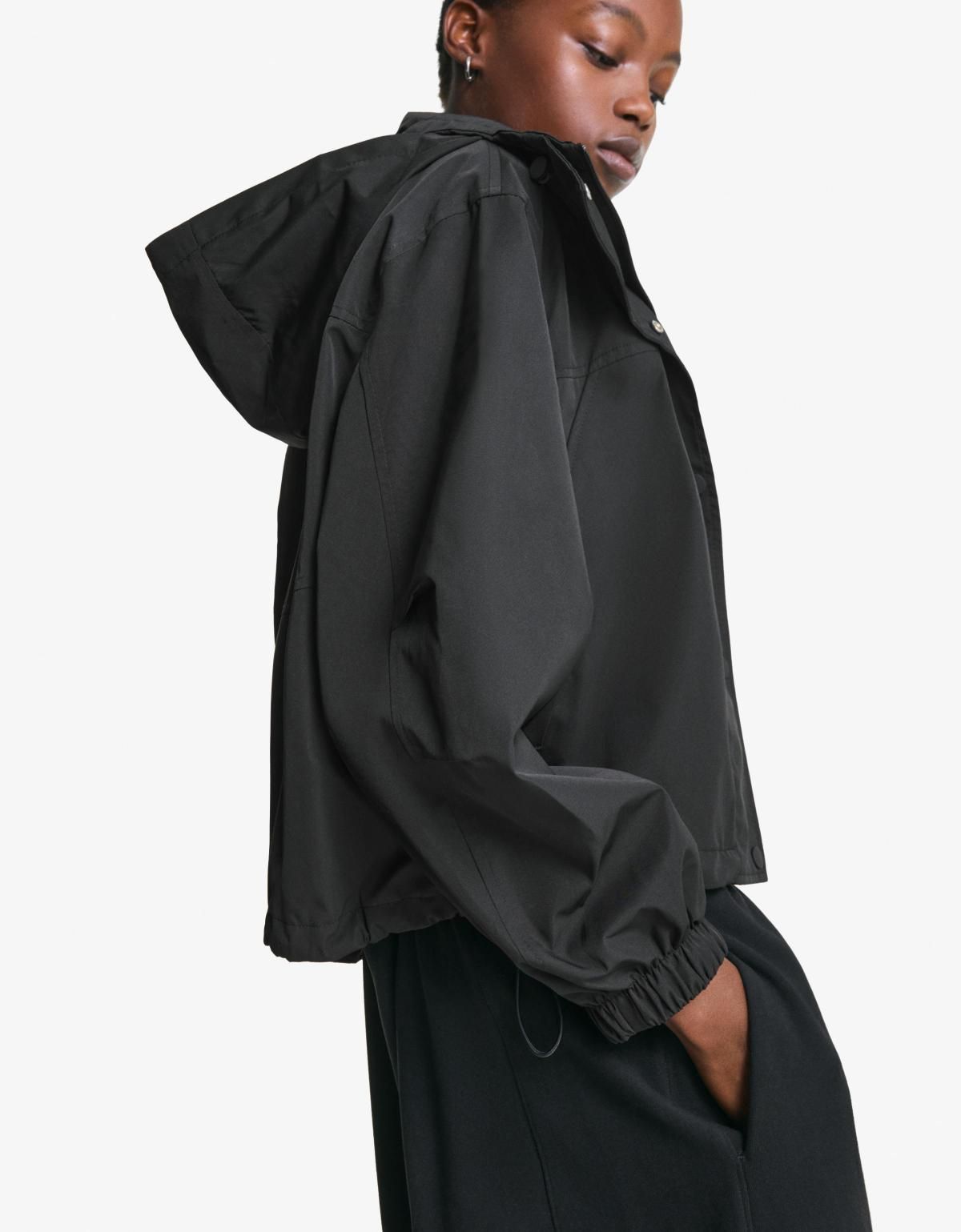 버쉬카 테크니컬 후드 바람막이 자켓 6720/200 BLACK - 상세 이미지 2