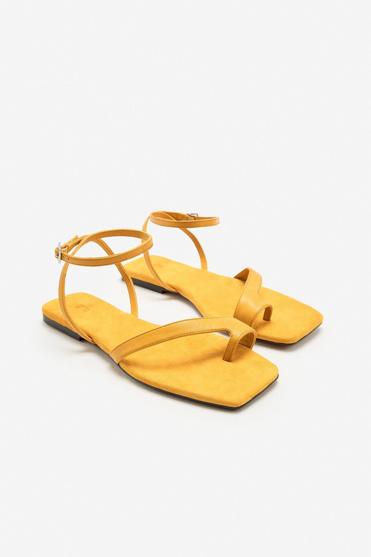 자라 스웨이드 스트랩 플랫 샌들 4608/510 MUSTARD - 상세 이미지 4
