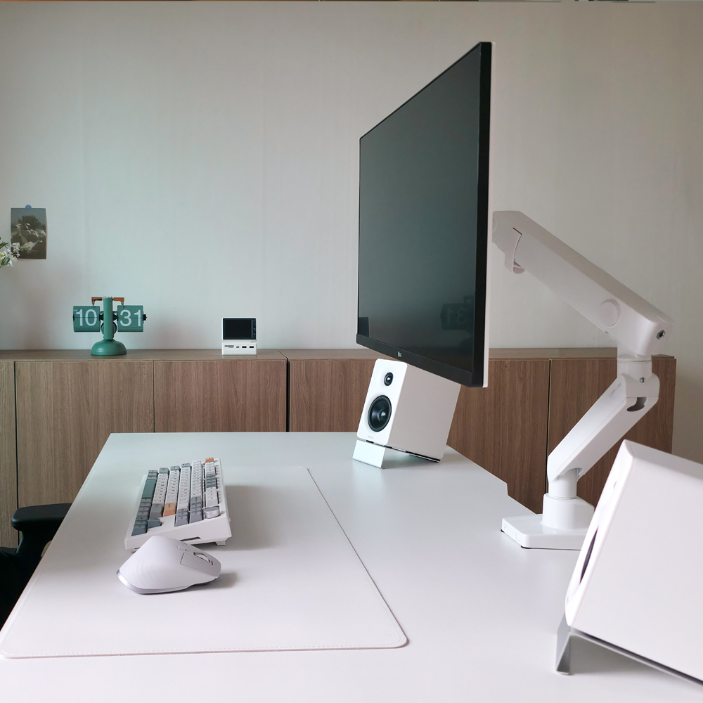 루나랩 스탠다드 싱글 블랙 모니터암 거치대