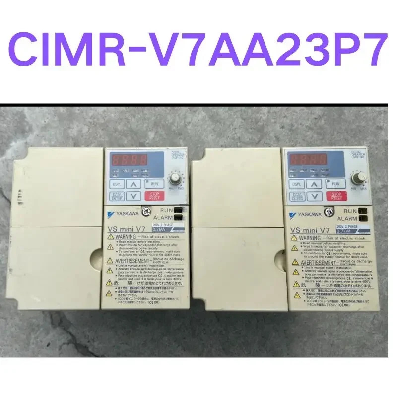 새제품 CIMR-V7AA23P7 Yaskawa 주파수 변환기
