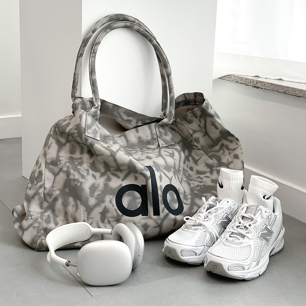 alo 알로 요가 아이코닉 쇼퍼 토트백
