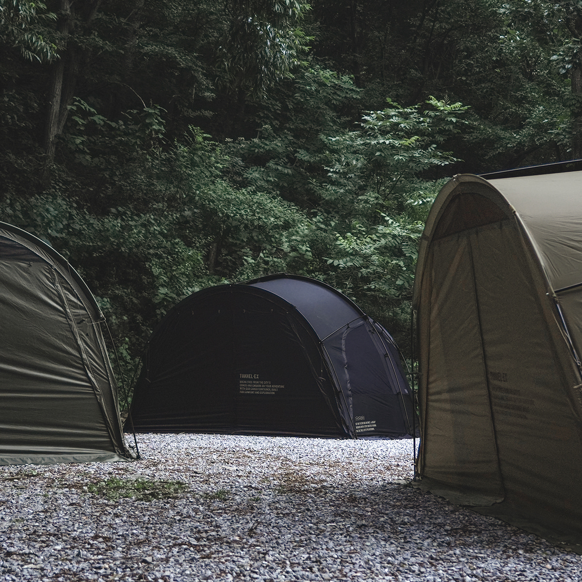 카고컨테이너 터널 EX 텐트 4인용 터널형 돔형 쉘터 DAC 폴 쉐도우블랙