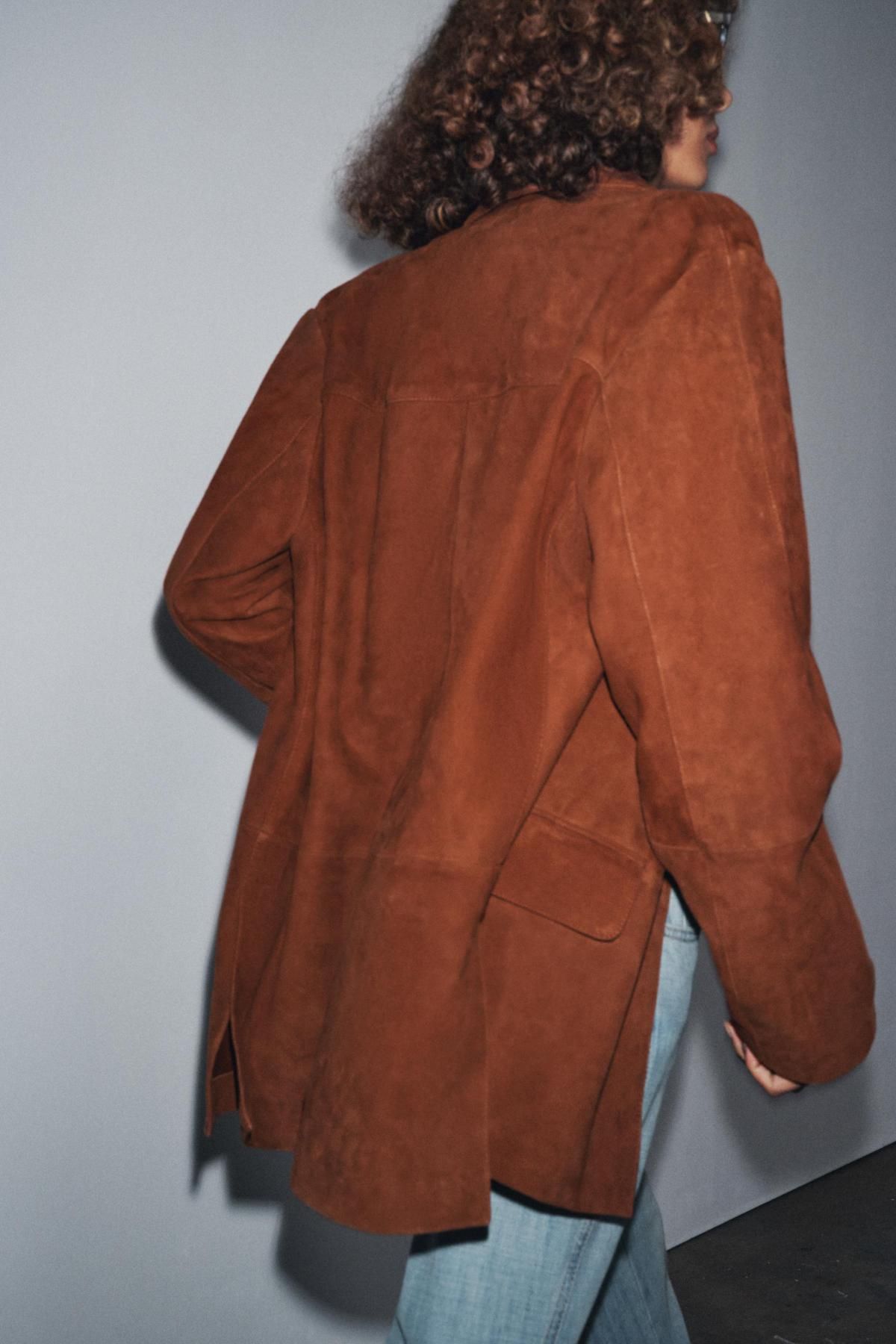 자라 프리미엄 오버사이즈 스웨이드 레더 블레이저 1966/244 BROWN - 상세 이미지 4