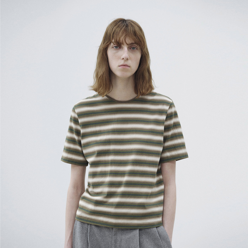 오라리 우먼즈 반팔티 GRADIENT STRIPE JERSEY TEE - 메인 이미지