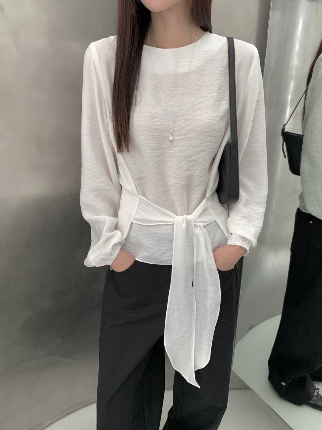 루즈핏 허리끈 꼬임 블라우스 하객룩 출근룩 블라우스 이미지 8