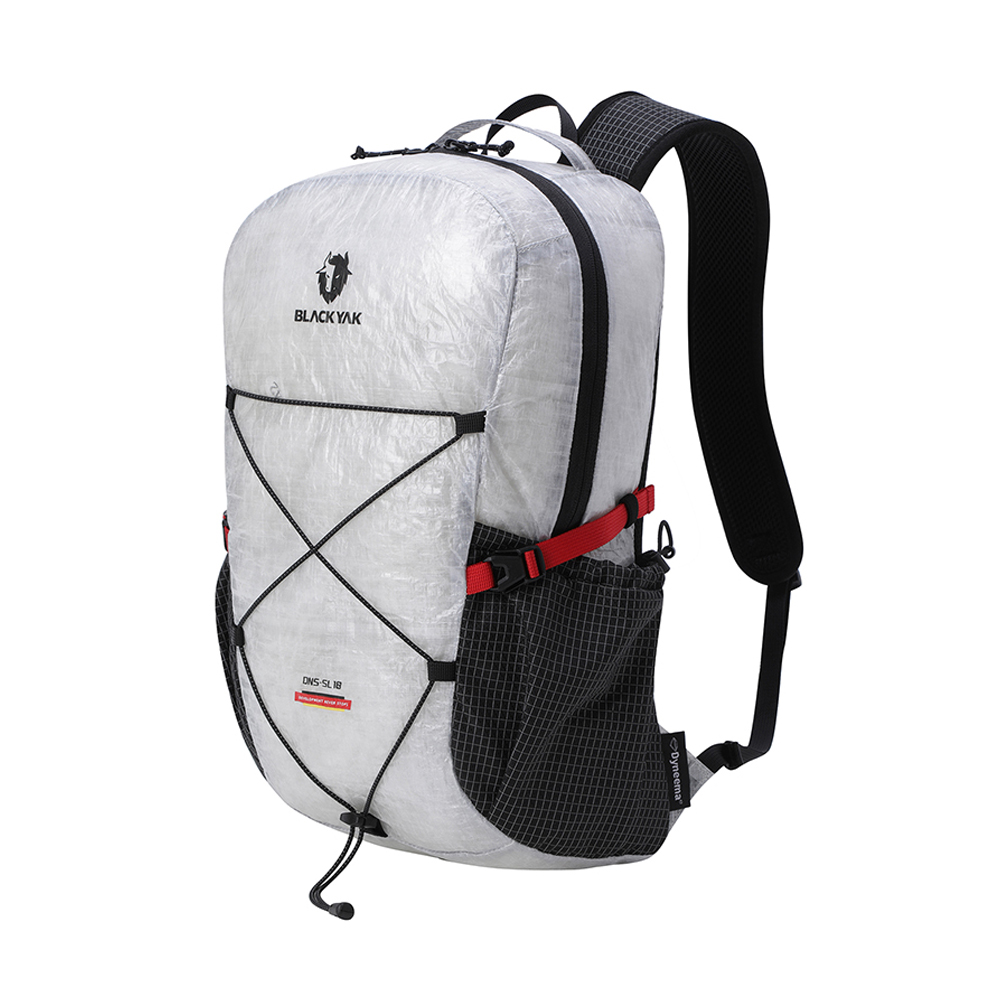 블랙야크 소형등산가방 경량배낭 18리터 트레킹 아웃도어백팩