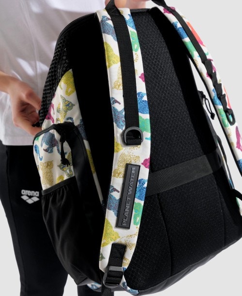 아레나 백팩 One Go 45L In The Wild - 상세 이미지 4