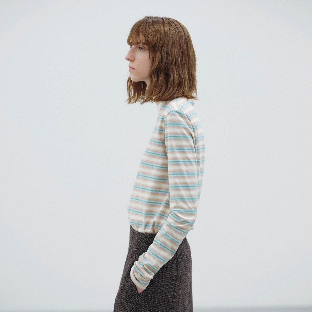 오라리 우먼즈 긴팔티 GRADIENT STRIPE JERSEY L/S TEE 25FW - 상세 이미지 2