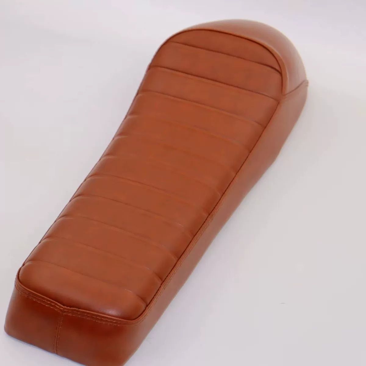 전기자전거 쿠션 안장 시트 액세서리 일체형 두꺼운 브라운 일체형 낙타 등 패드 55cm - 상품 이미지