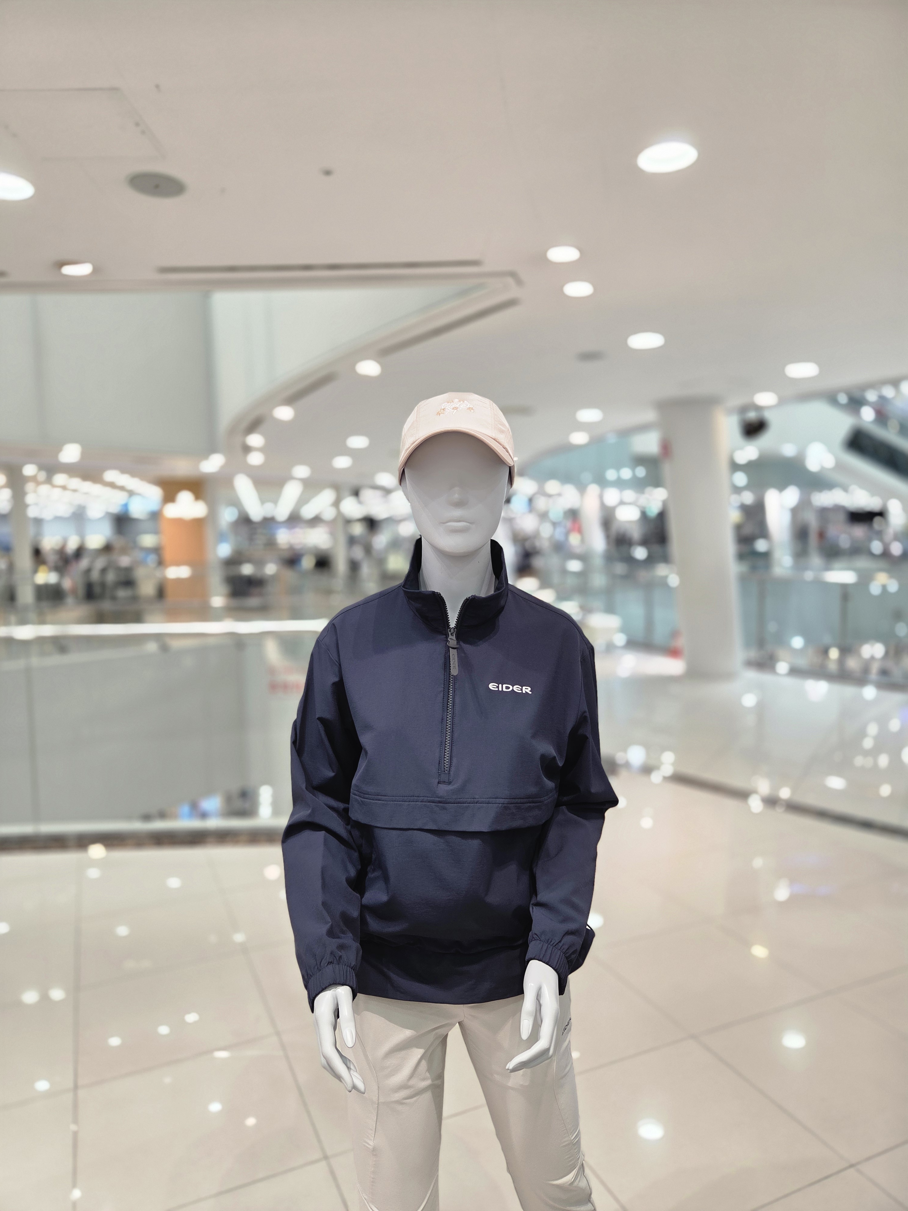 아이더 등산자켓 여성 아노락 자켓 마운트 365 WU24151 - 상품 이미지