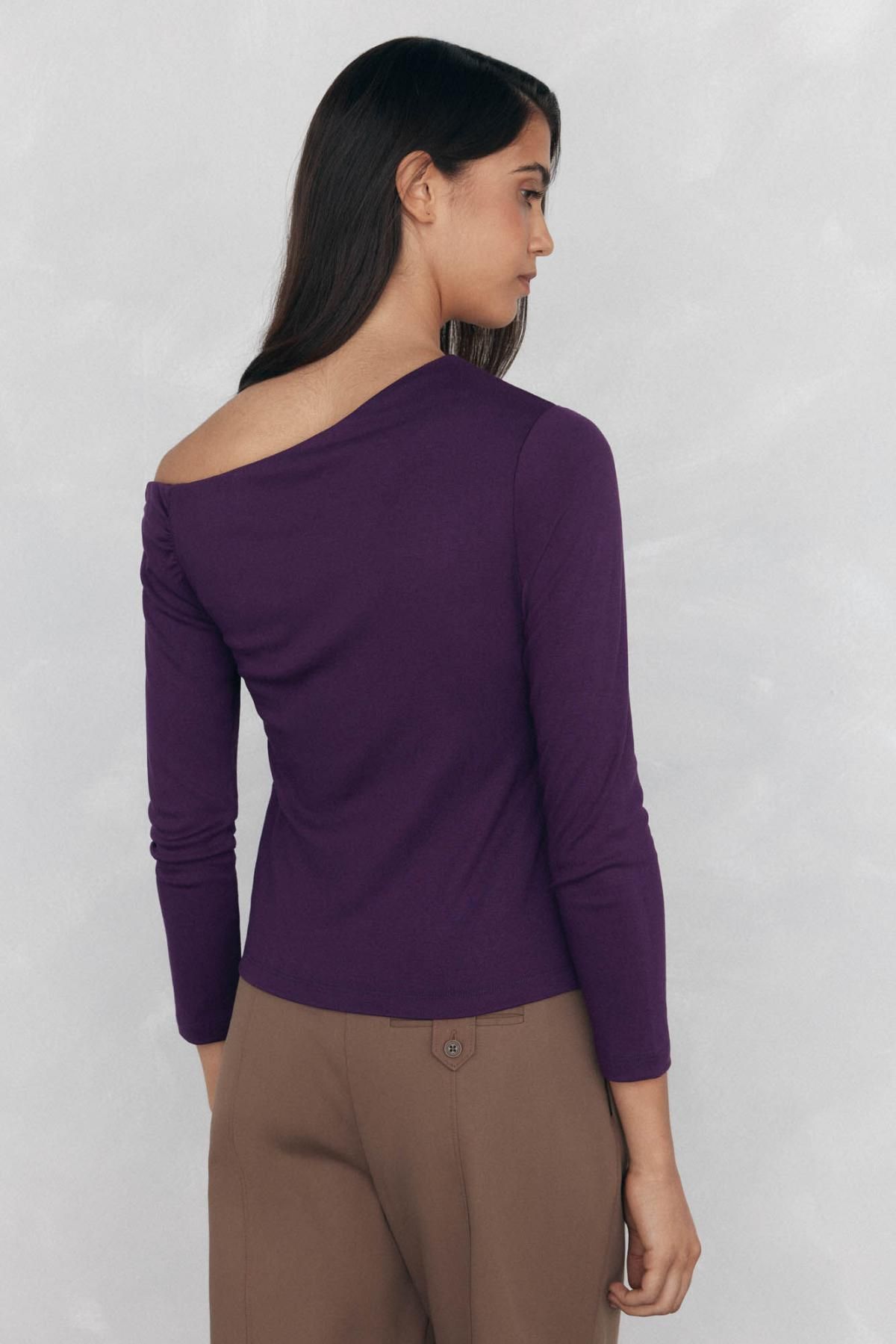 페드로 델 이에로 에코베로 비스코스 셔링 오프숄더 긴팔 티셔츠 8622500 MORADO - 상세 이미지 5