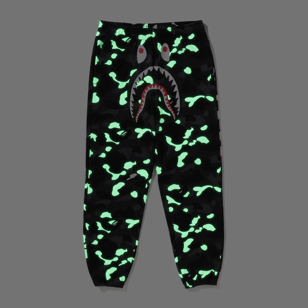 베이프 바지 CITY CAMO SHARK RELAXED FIT SWEATPANTS 1L80-152-312 - 상세 이미지 2