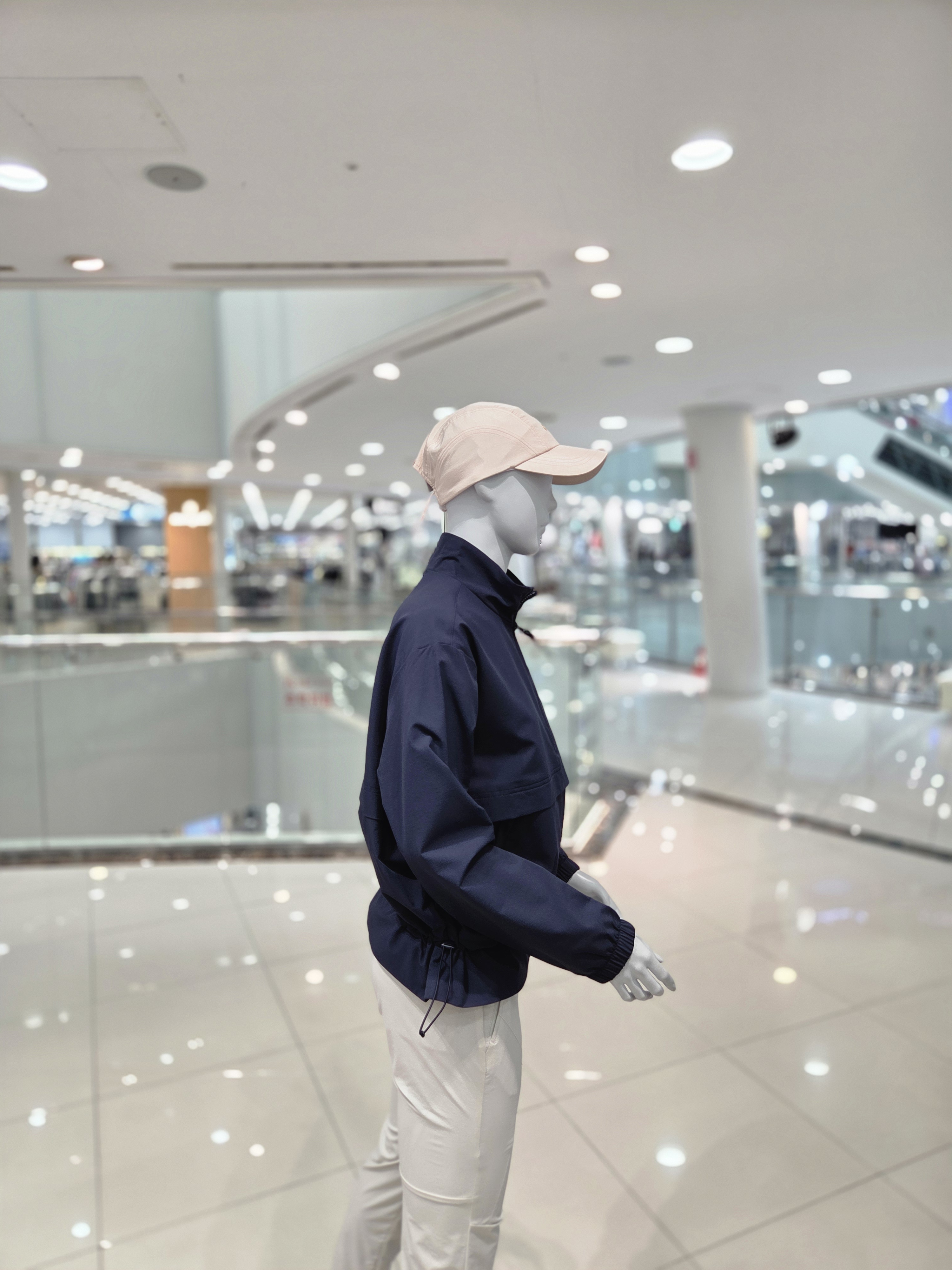 아이더 등산자켓 여성 아노락 자켓 마운트 365 WU24151 - 상세 이미지 2
