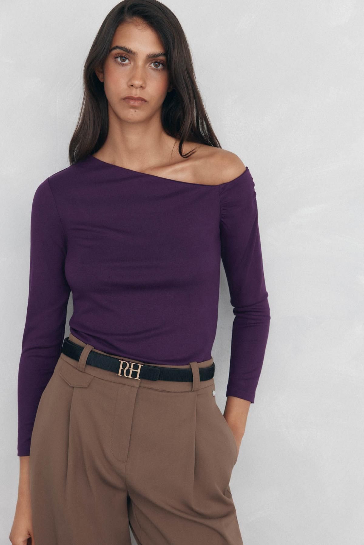 페드로 델 이에로 에코베로 비스코스 셔링 오프숄더 긴팔 티셔츠 8622500 MORADO - 상품 이미지