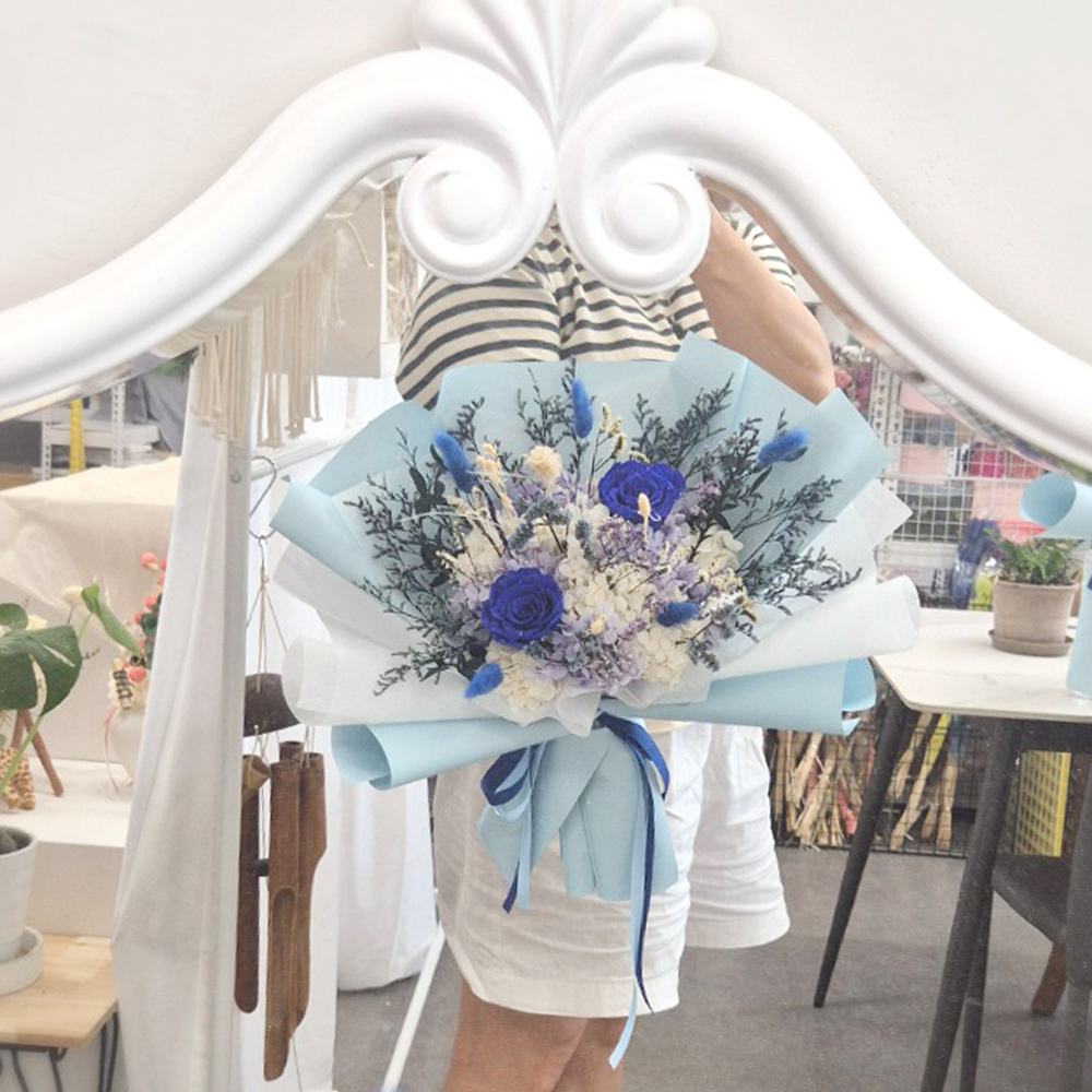 드라이플라워 프리저브드플라워 졸업식 꽃다발 미니 꽃선물 시들지않는꽃 파랑장미수국