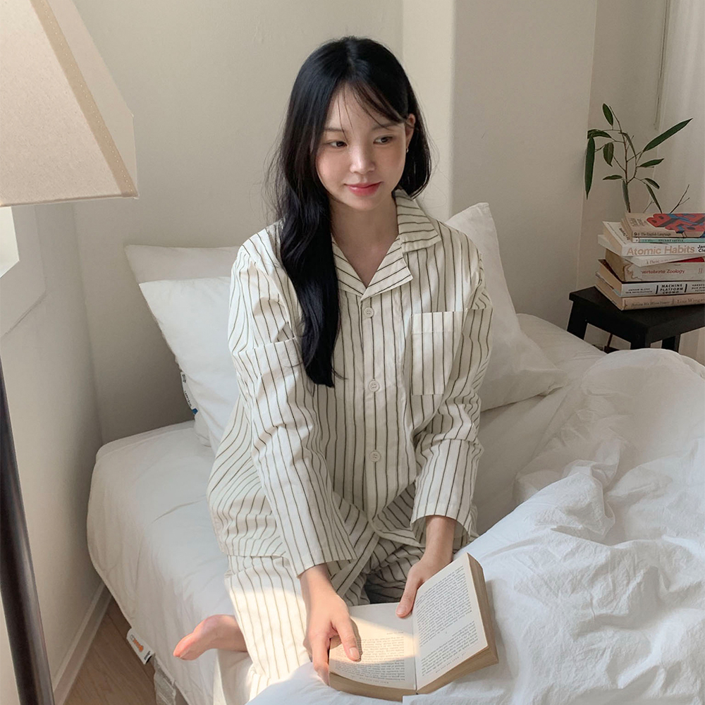 마티니 스트라이프 긴팔 커플파자마 남녀공용 잠옷세트 1color - 상품 이미지