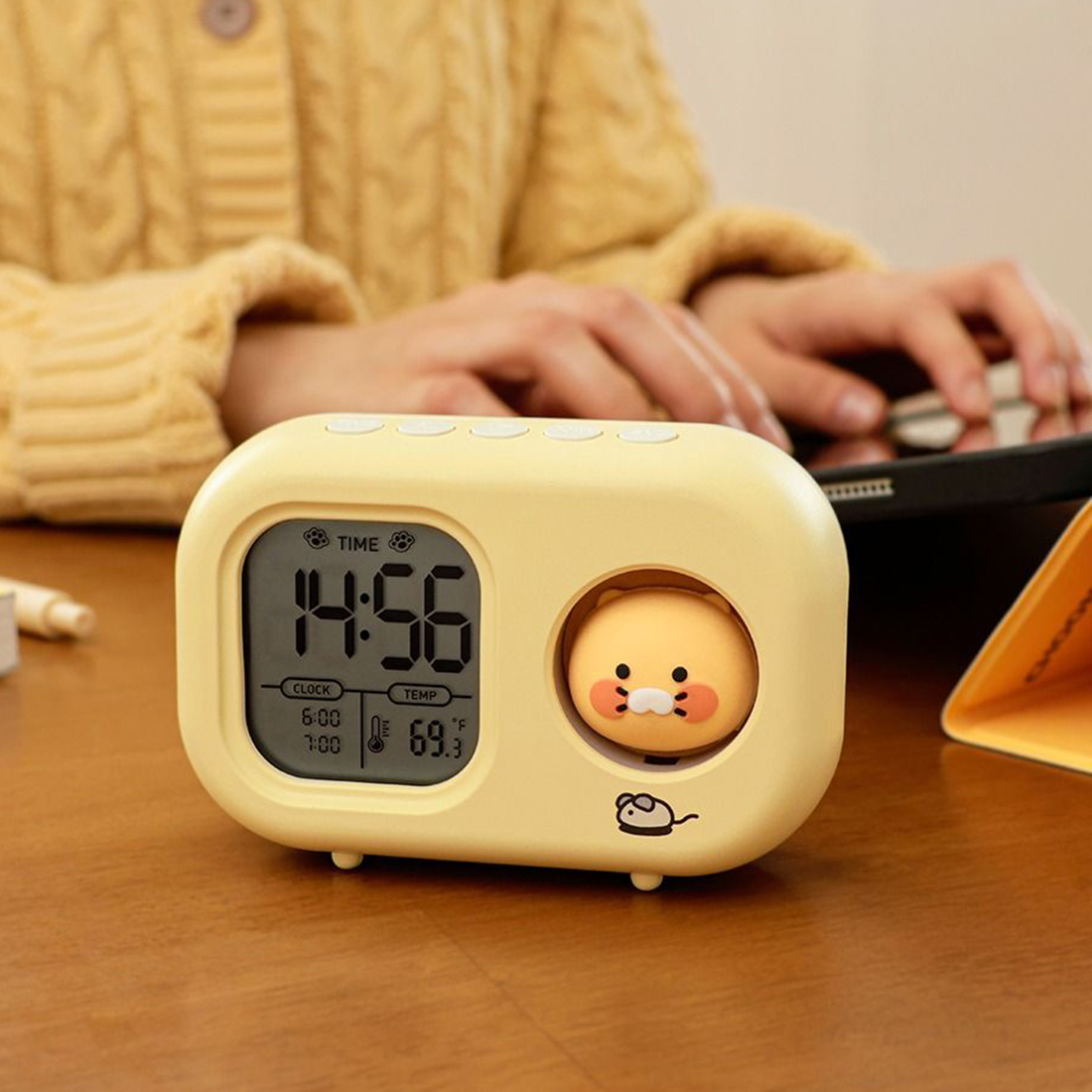 춘식이 무소음 미니 탁상시계 무드등 카카오 프렌즈 캐릭터 디지털 전자시계