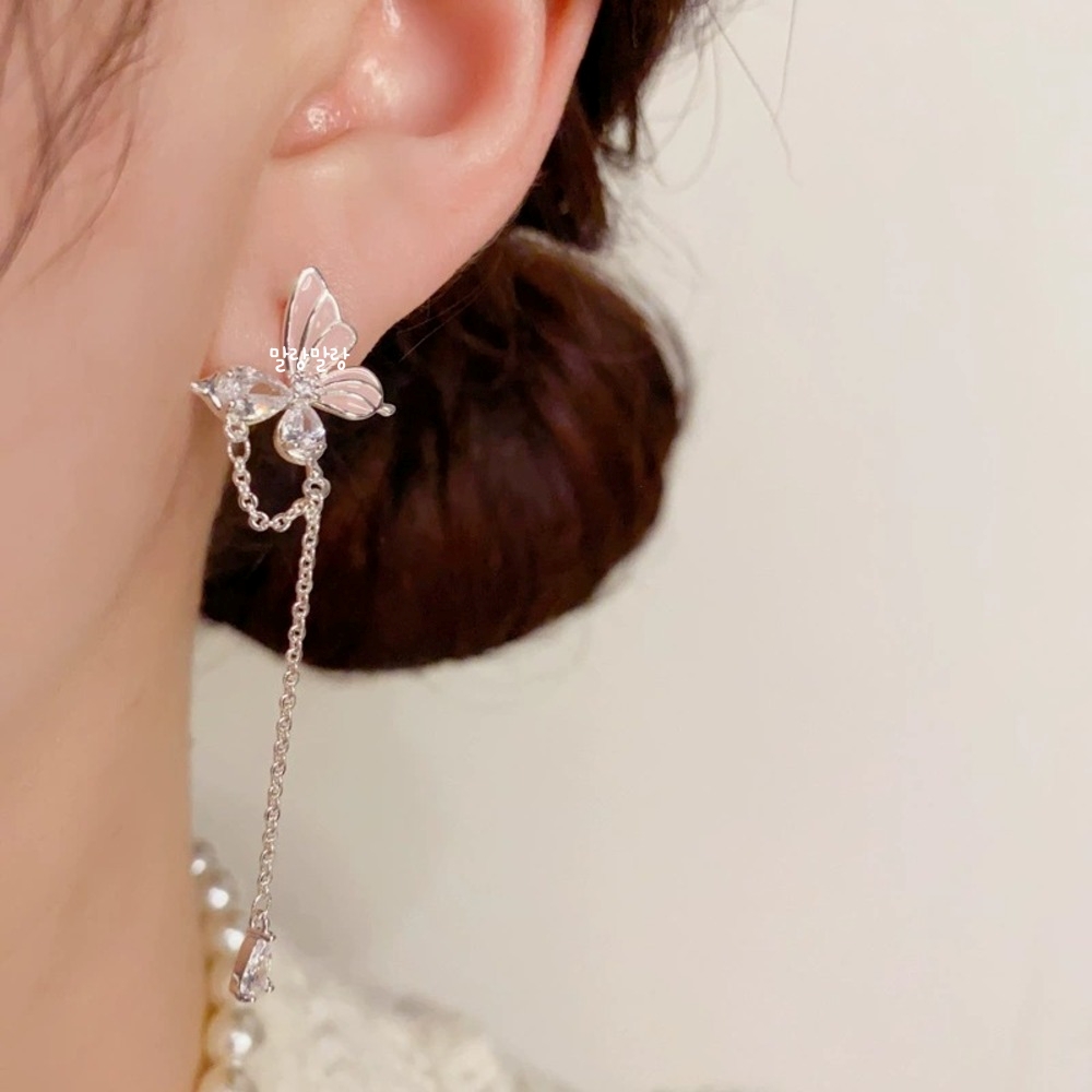 큐빅나비 롱 체인태슬 드롭귀걸이 S925 은침 이어링 - 상세 이미지 2