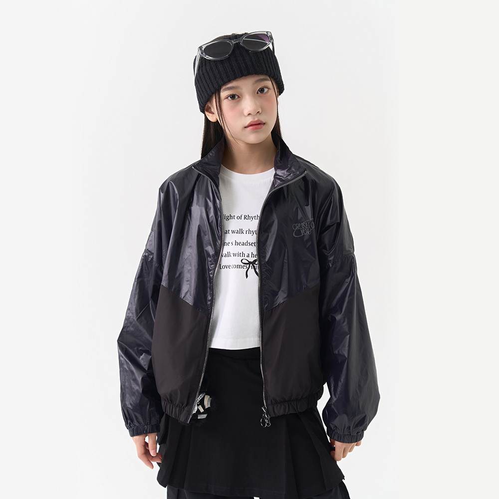 더데이걸 크롭 그래픽 반팔 티셔츠 TGRP25301 - 상세 이미지 3