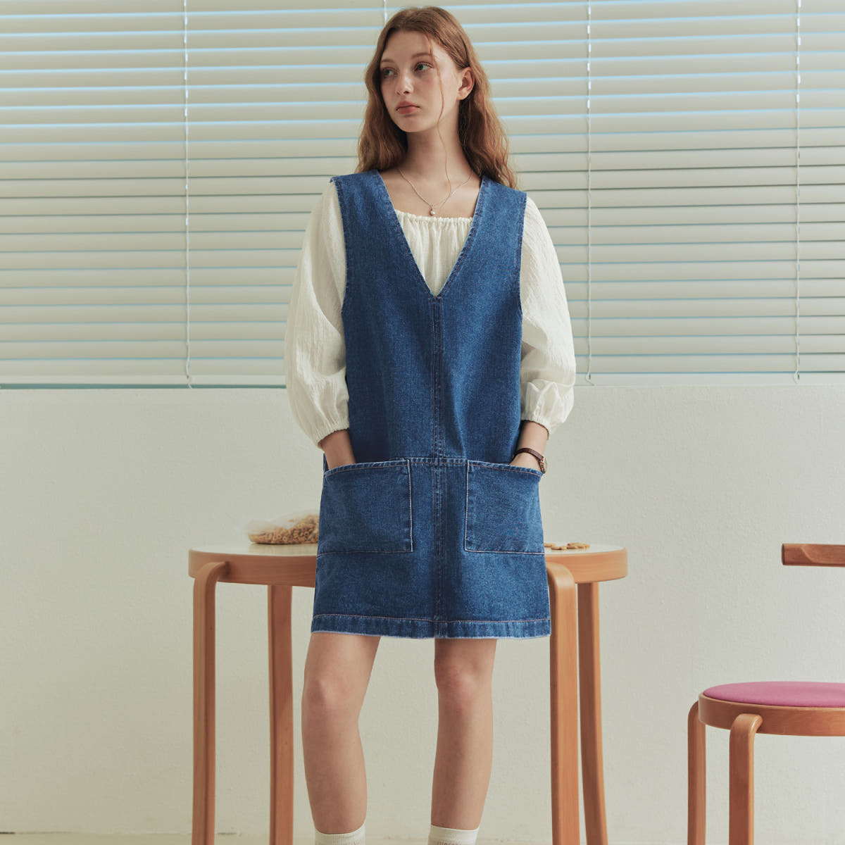제로스트릿 [제로스트릿] 스티치 브이넥 데님 원피스 STITCH V-NECK DENIM ONE-PIECE / BLUE - 최저가 45,000원