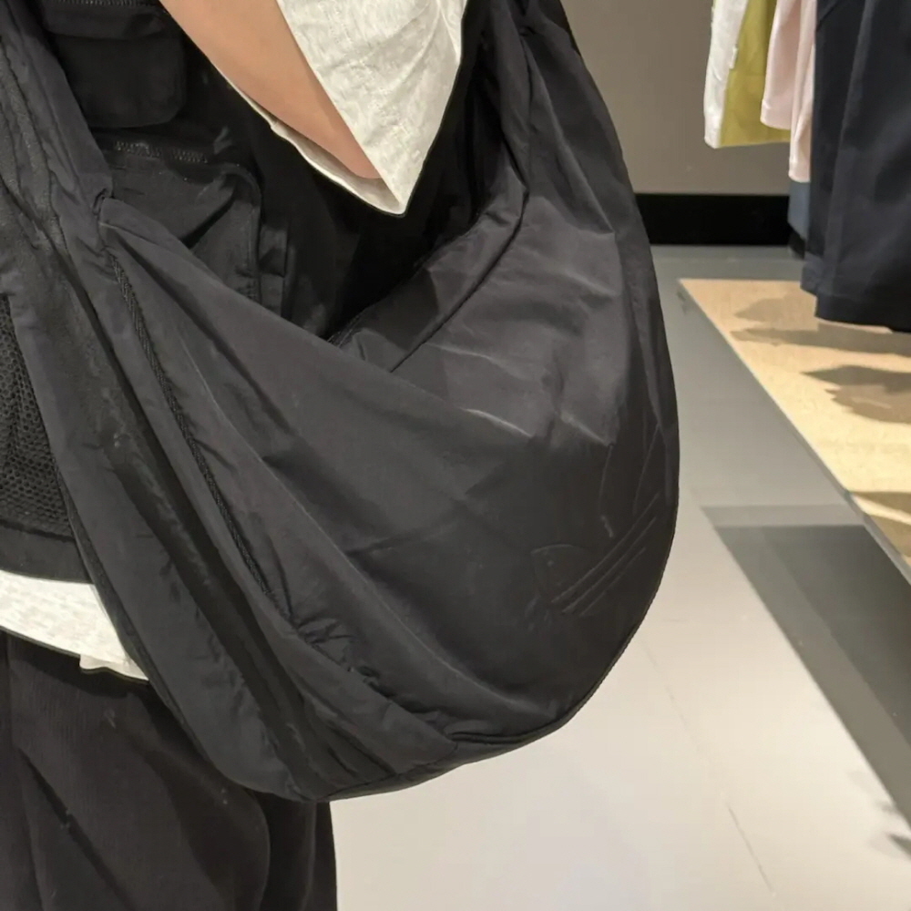 아디다스 오리지널 크로스 볼링 백 베이지 블랙 브라운 JX4076 - 상세 이미지 5