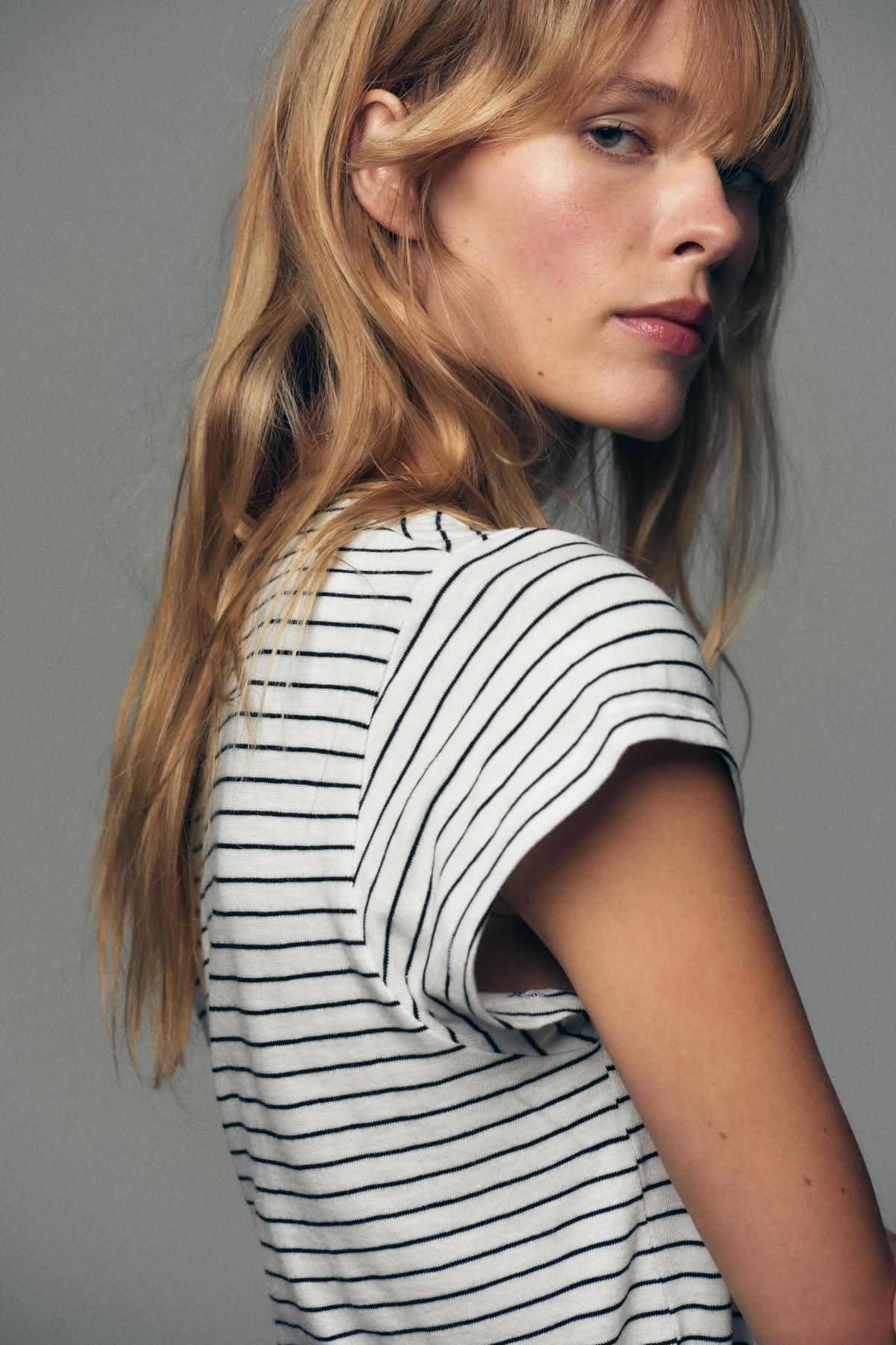 자라 스트라이프 라운드넥 레귤러핏 반팔 티셔츠 4174/647 STRIPED - 상세 이미지 4