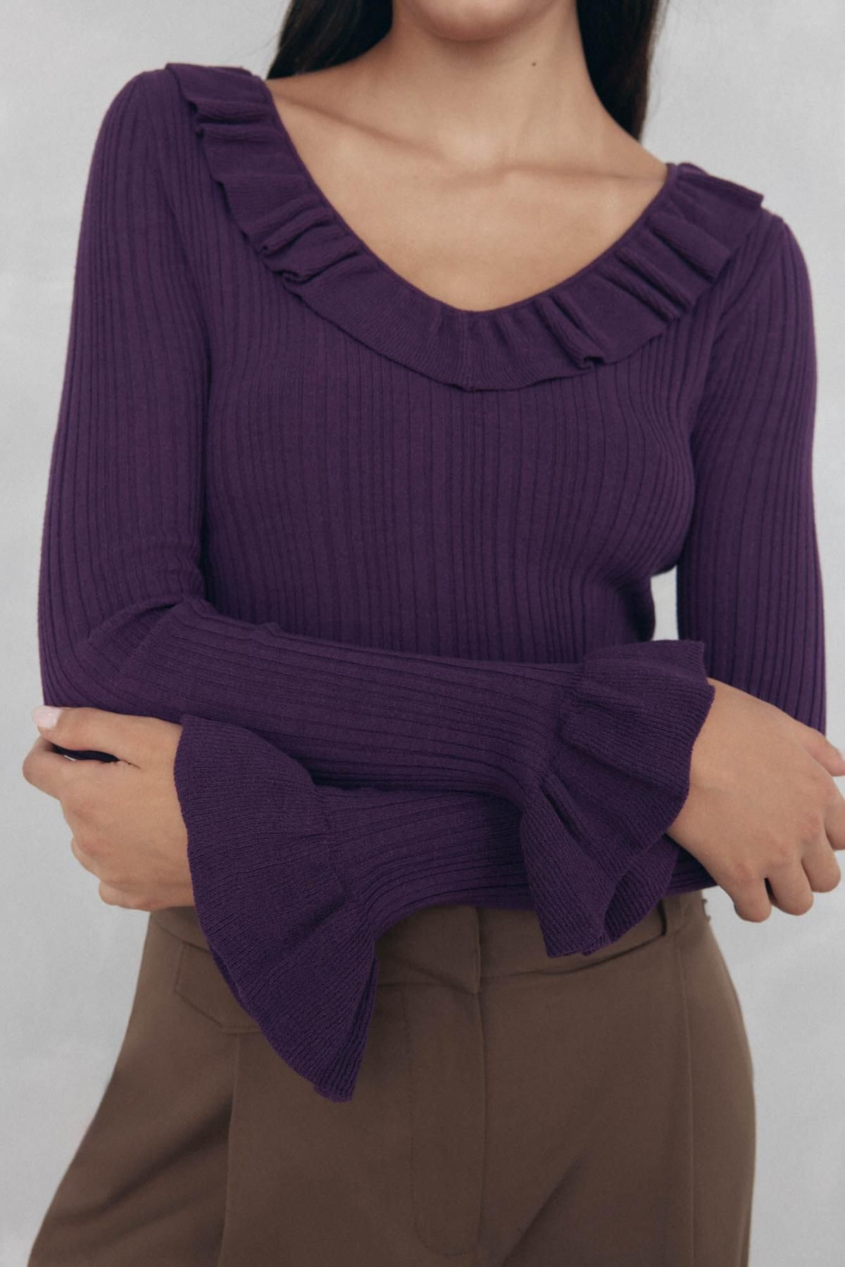 페드로 델 이에로 로맨틱 프릴 브이넥 골지 니트 긴팔 탑 3512898 MORADO - 상세 이미지 2