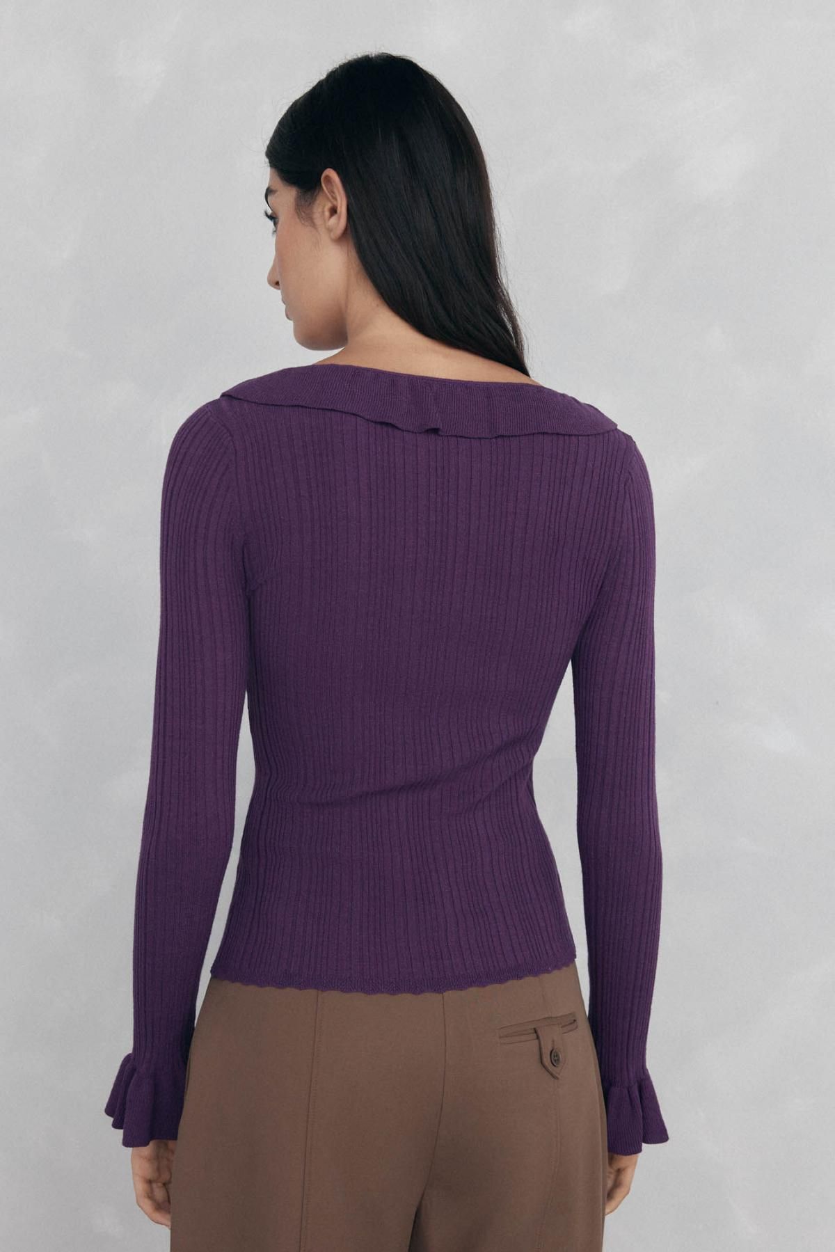 페드로 델 이에로 로맨틱 프릴 브이넥 골지 니트 긴팔 탑 3512898 MORADO - 상세 이미지 3