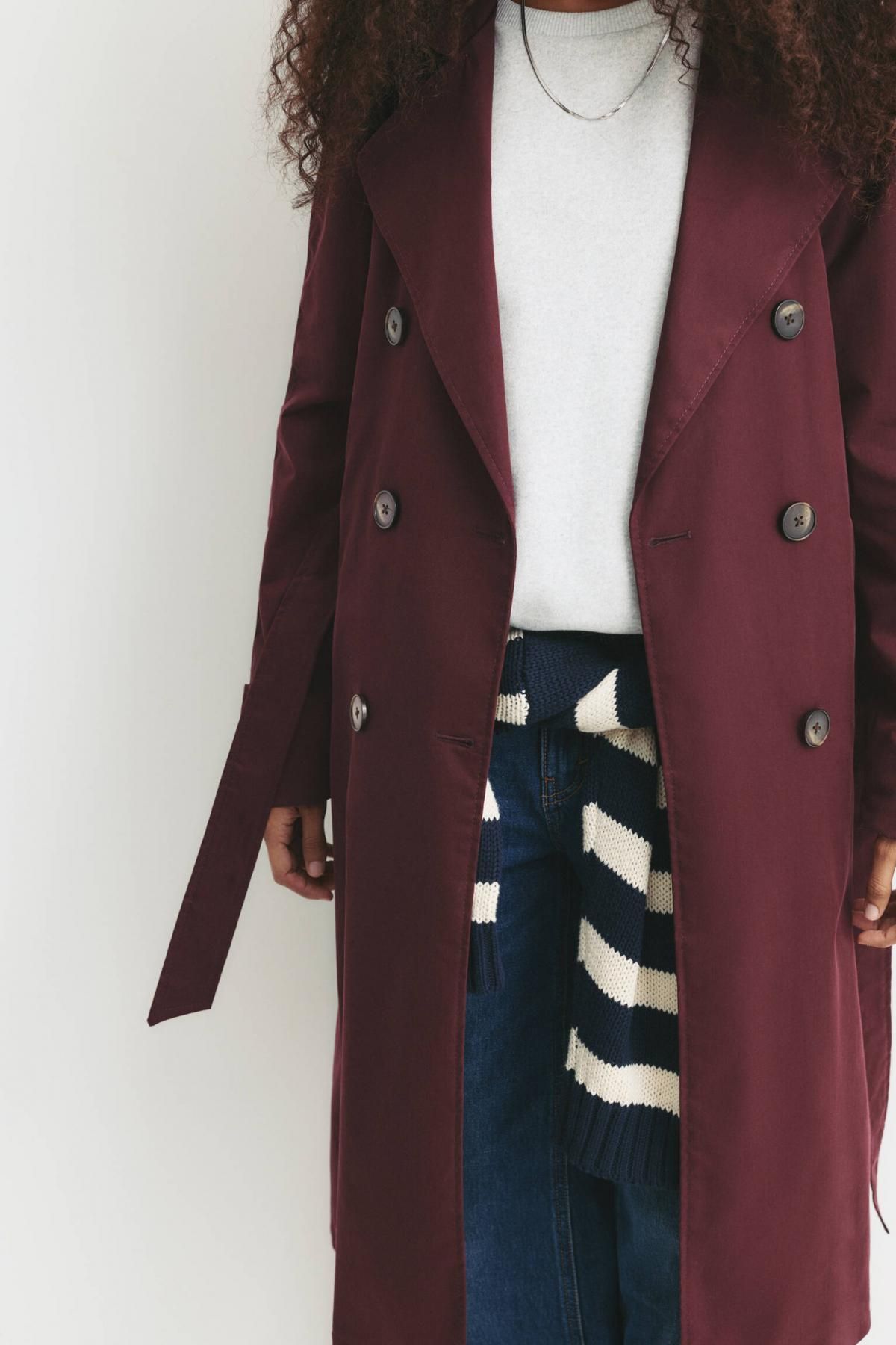풀앤베어 딥레드 더블버튼 벨트 트렌치코트 4752/323 MAROON - 상세 이미지 4