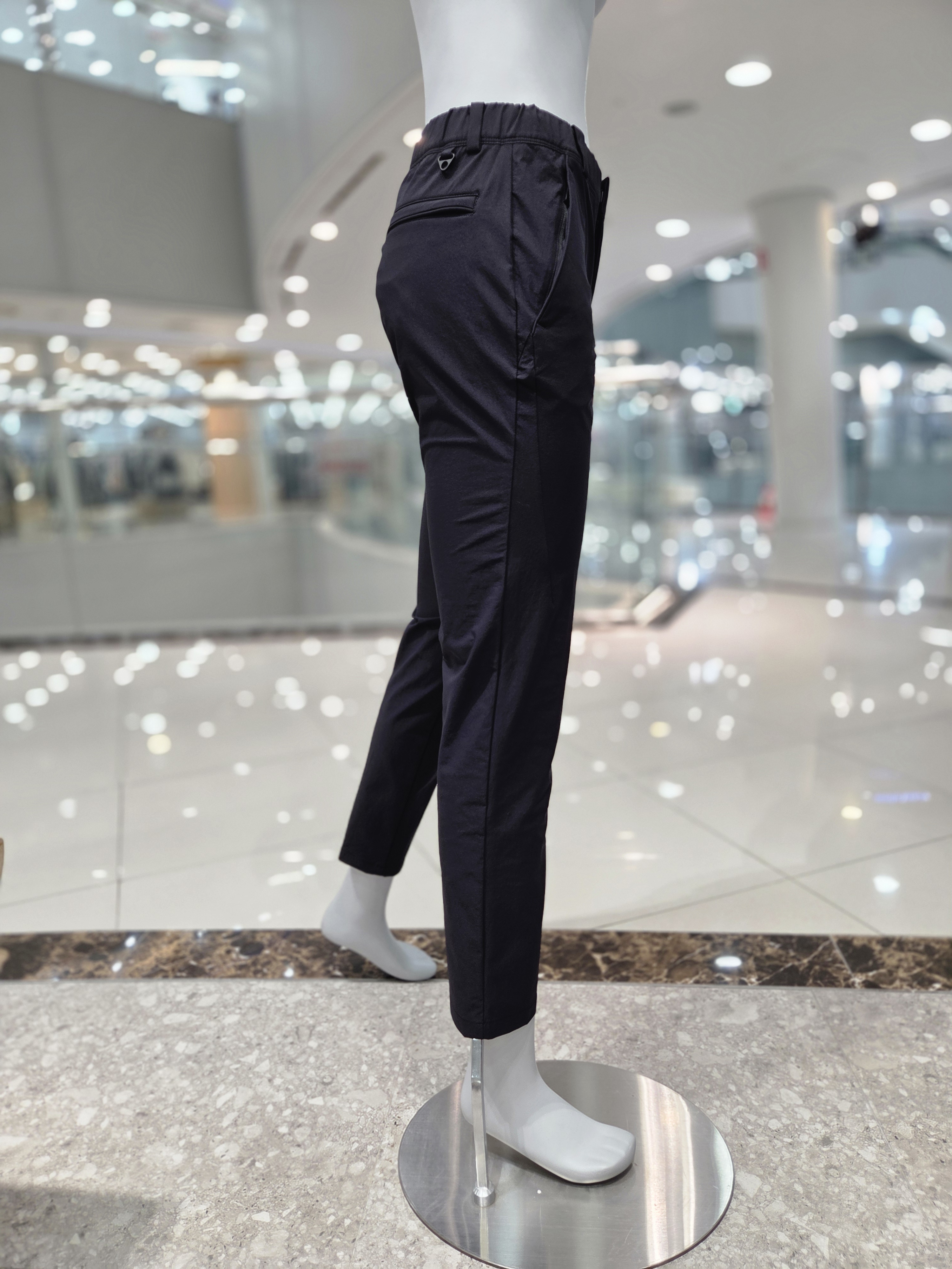 아이더 여성 간절기 스트레치 팬츠 윈드락 WU24311 - 상세 이미지 2