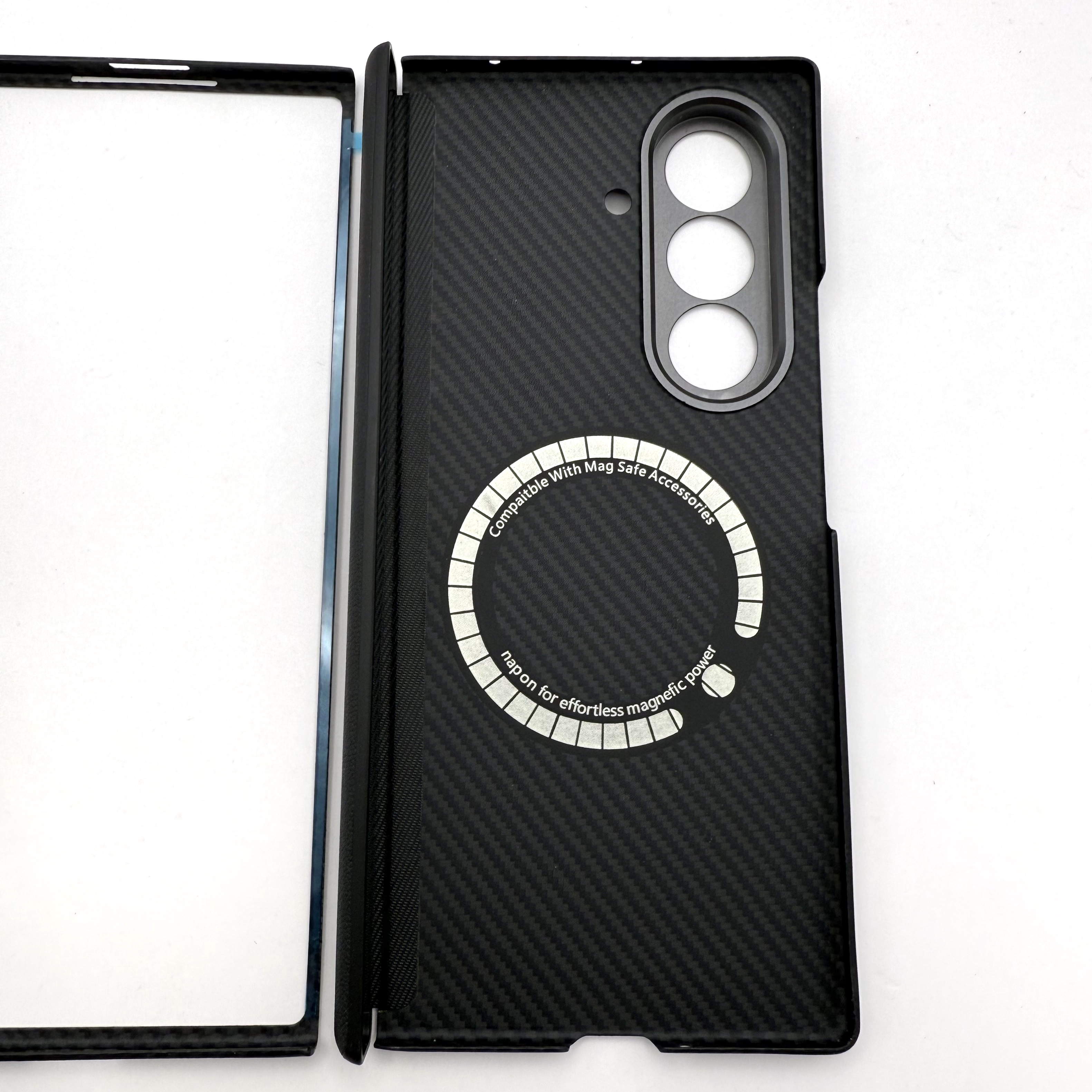 갤럭시 Z폴드 7 카본 케이스 힌지 보호 맥세이프 케블라 케이스 후기