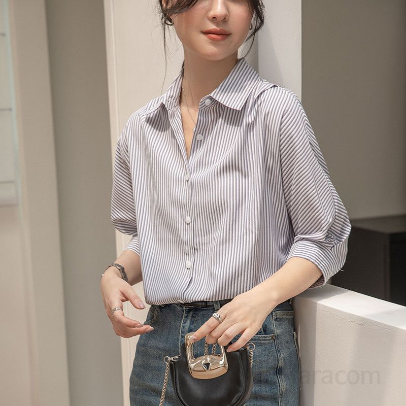 여성 스트라이프 루즈핏 셔츠 여름용 구김없는 캐주얼 7부소매 블라우스 데일리 스타일링 편안한 착용감 시원한 디자인 외출용 데이트룩 - 상세 이미지 4