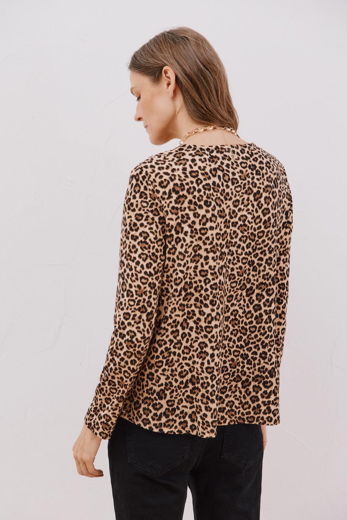 꼬르떼피엘 레오파드 브이넥 플루이드 긴팔 블라우스 6322478 ESTAMPADO BEIGE - 상세 이미지 4