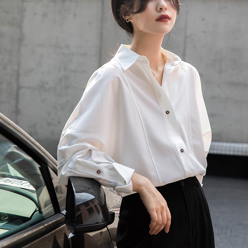 여성 가을 화이트 셔츠블라우스 주름 방지 긴팔 상의 루즈핏 디자인 캐주얼 스타일 데일리 착용감 편안한 코디 추천 - 상세 이미지 3