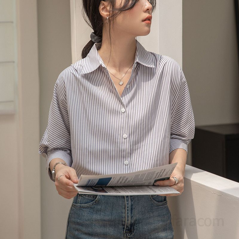 여성 스트라이프 루즈핏 셔츠 여름용 구김없는 캐주얼 7부소매 블라우스 데일리 스타일링 편안한 착용감 시원한 디자인 외출용 데이트룩 - 상세 이미지 2