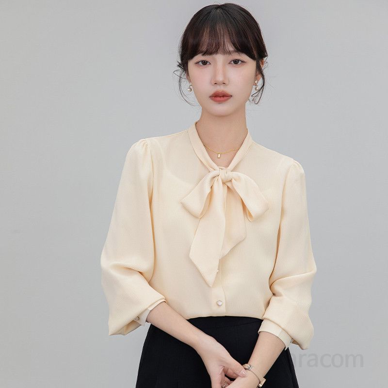 화이트 여성 리본블라우스 쉬폰 셔츠 프렌치 스타일 여름 가을 면접룩 데일리 패션 오피스룩 모던한 디자인 - 상세 이미지 4