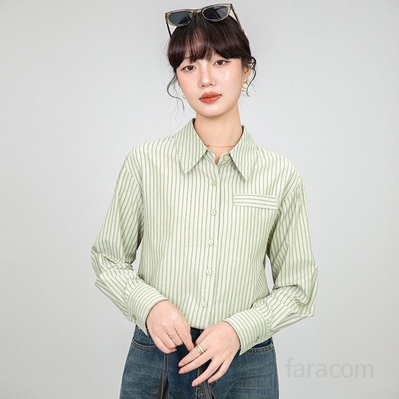 스트라이프 여성셔츠 가을용 세련된 디자인의 긴팔 셔츠 여유로운 핏 데일리룩 이너탑 활용 가능 여성셔츠자켓 구김없는 편안한 착용감 - 상품 이미지